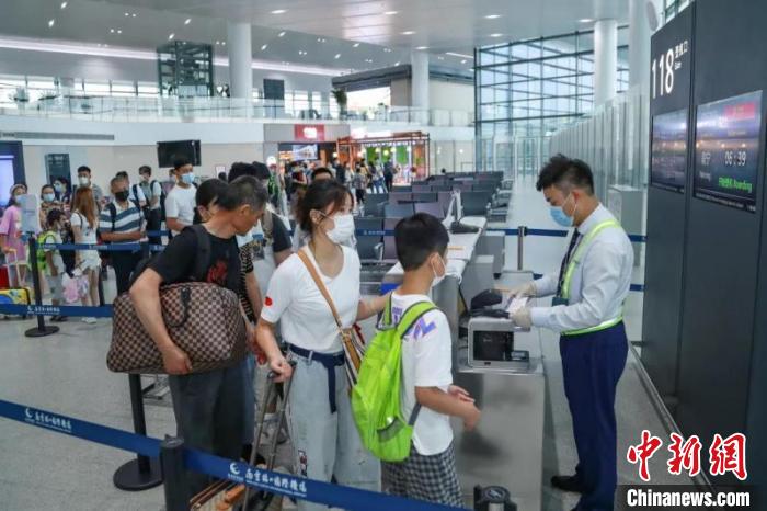 江苏航班恢复形势向好 3地恢复11条国际定期客运航线