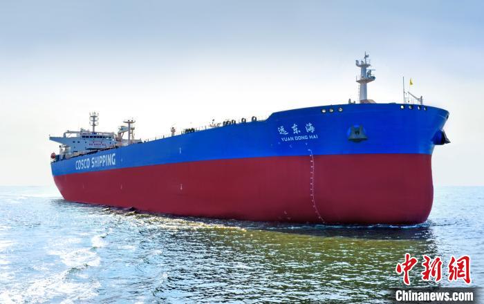 “中国洋浦港”船籍港注册登记首艘10万吨级巨轮