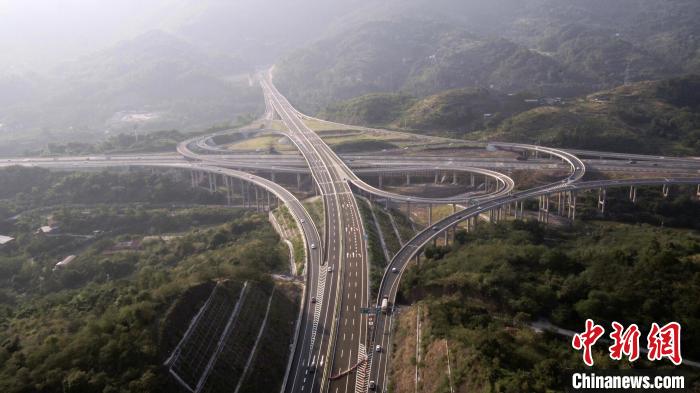 三环高速全线贯通 重庆“三环”时代来了